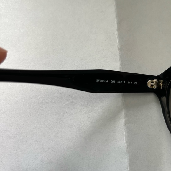 Ferragamo sunglasses (women’s) - Picture 9 of 10